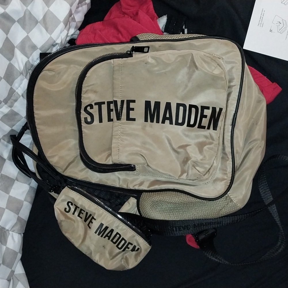 Backpack purse with zipper bag